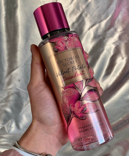 Brume Velvet Petals Decadent de Victoria's Secret🌸