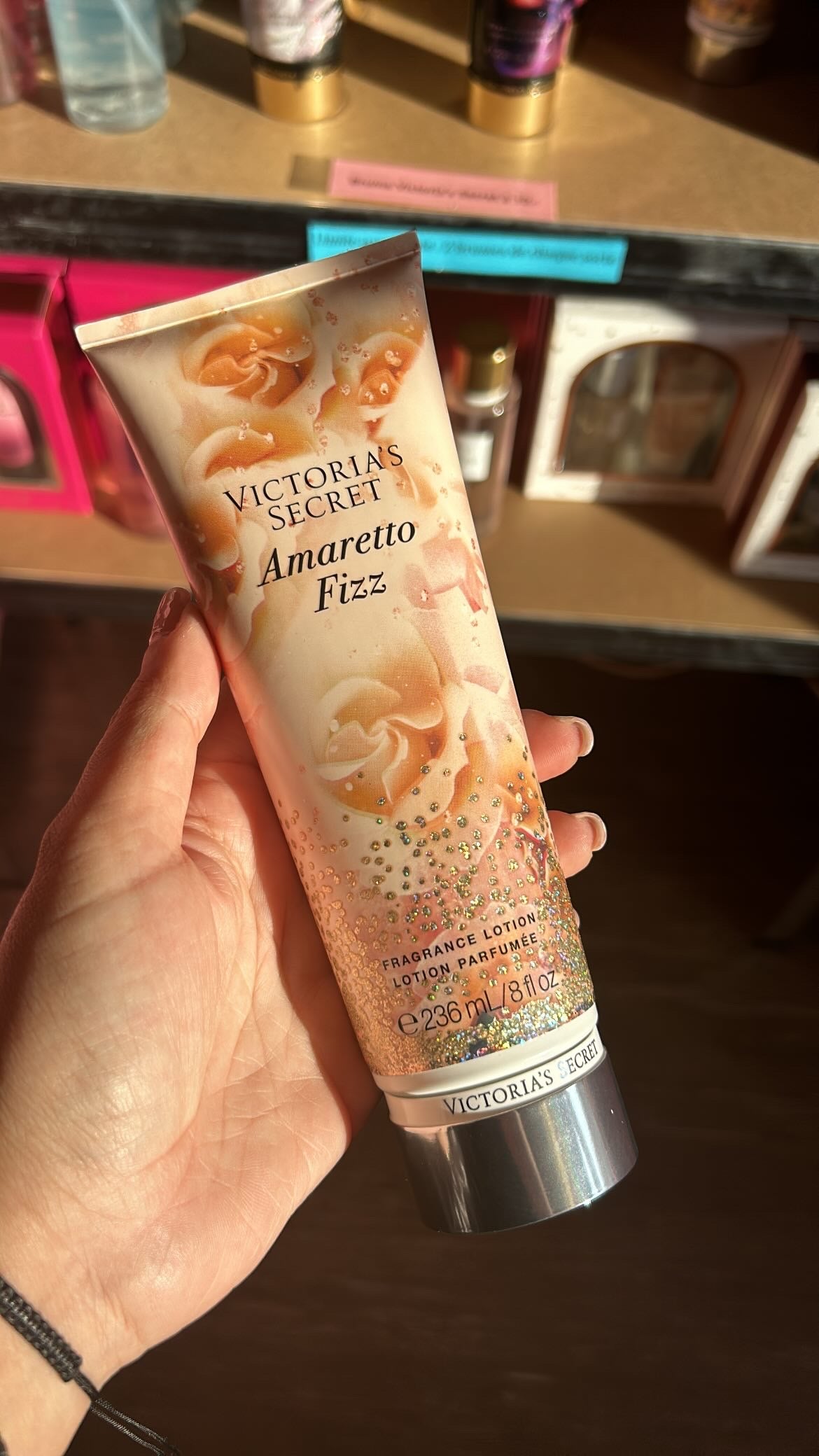 Crème pour le corps Amaretto Fizz de Victoria's Secret🧡