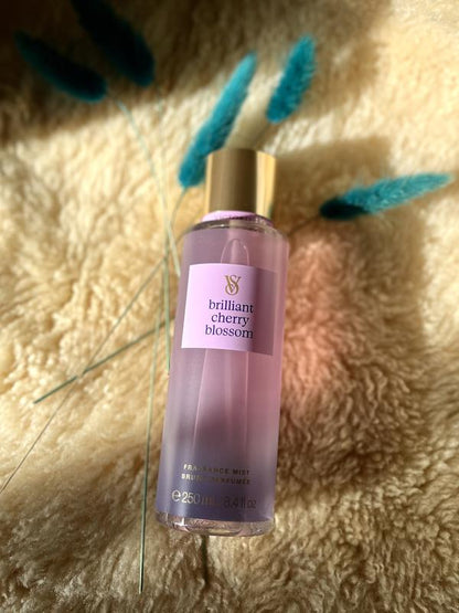 Brume Brilliant Cherry Blossom de Victoria's Secret💜